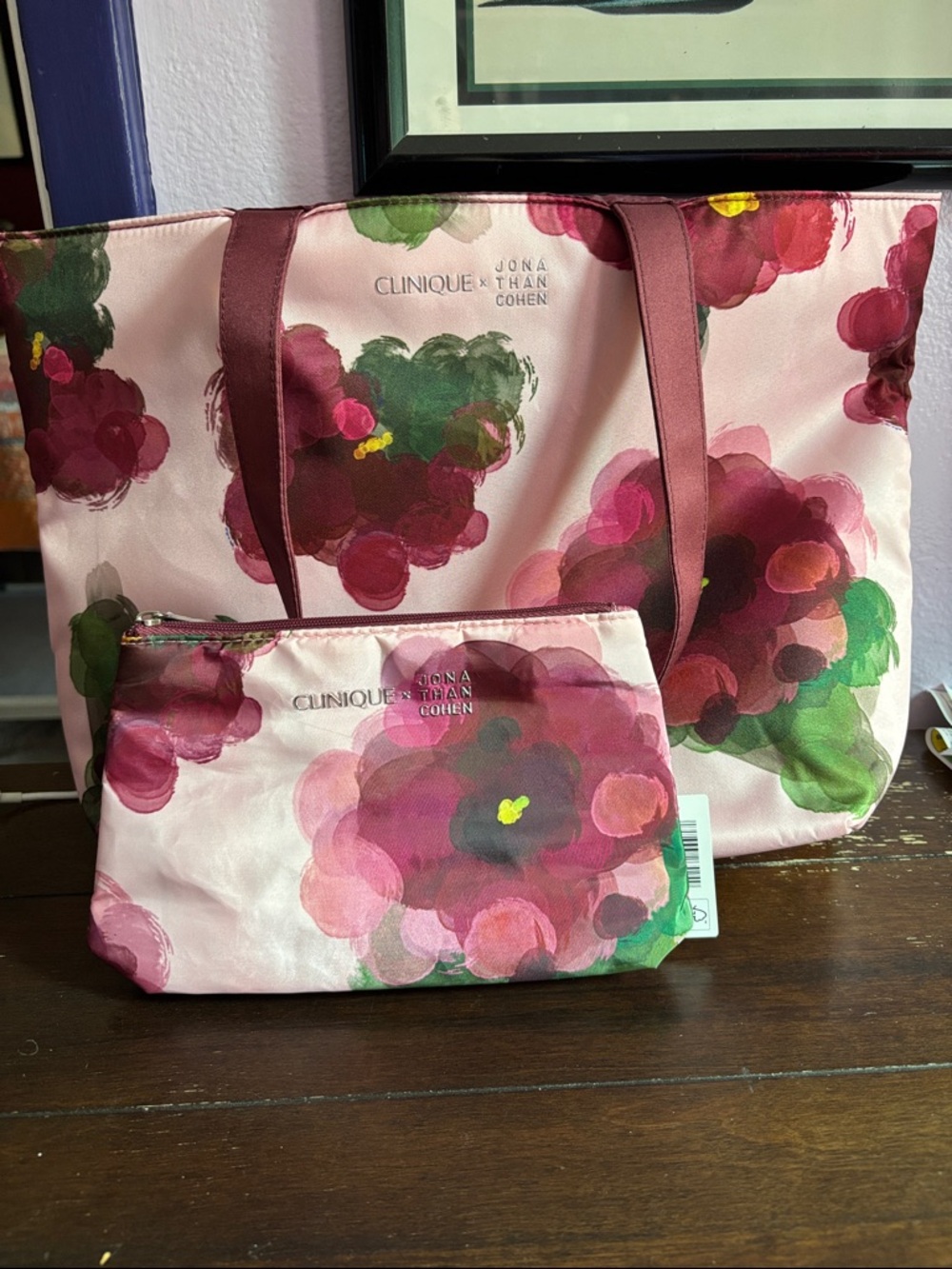 Clinique x Jona Than Cohen Pink Floral Tote and MakeupPouch Set NWT
